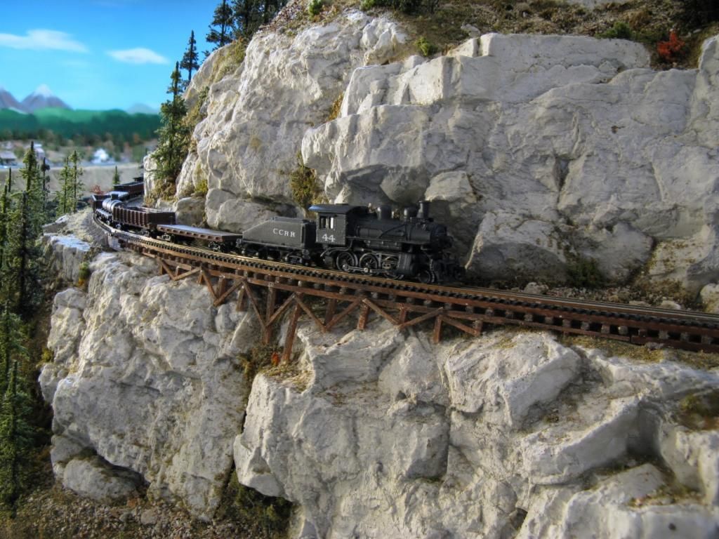 HO Scale Minimum distance from edge? The